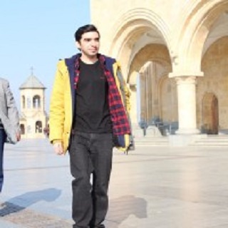 رضا منصوری